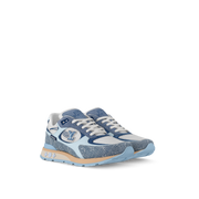 Sneaker Run Away
